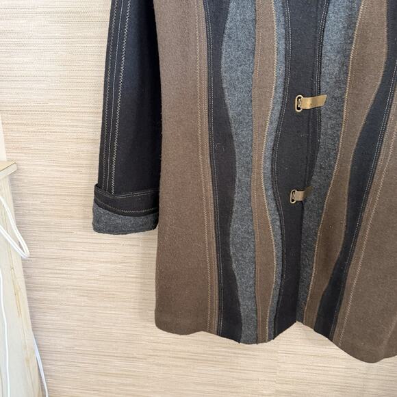 ICELANDIC DESIGN Wool Brown & Black Seam Jacket Button Front Size M Zip Pockets - Picture 4 of 8